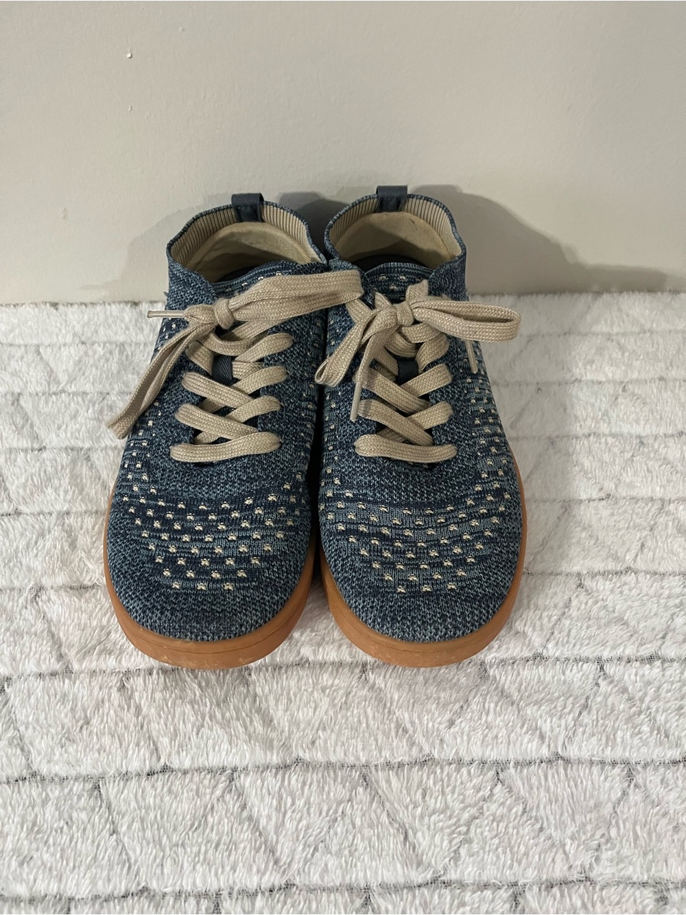 Suavs Knit Casual Shoe in Denim Blue and Tan Sz 7.5 Women - Picture 7 of 9